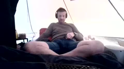 Snapshot of mudjimba chatting on 09-12-25, 08:09 mudjimba online show from 09-12-25, 08:09