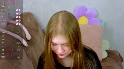 Snapshot of muerta1 chatting on 10-13-25, 08:53 muerta1 online show from 10-13-25, 08:53