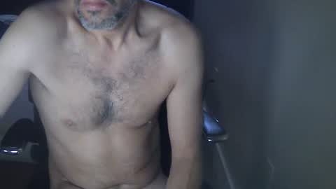 Muffdiver online show from 12-28-24, 08:37