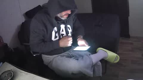 Muffdiver online show from 04-09-26, 01:38