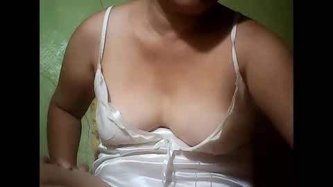 muffy_bunny online show from 02-08-25, 07:05