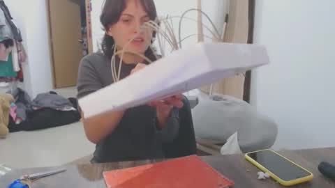 Snapshot of munchi_ chatting on 12-14-24, 01:50   online show from 12-14-24, 01:50