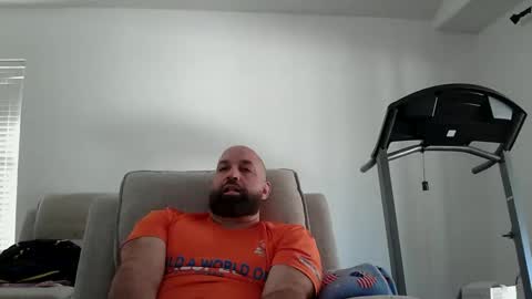Snapshot of munchies420 chatting on 02-14-26, 02:58 Bearded online show from 02-14-26, 02:58