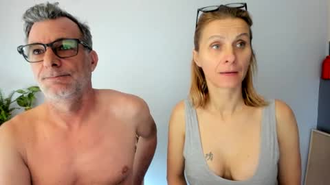 LOVELY JULIA  Peter DAY online show from 01-21-25, 08:41