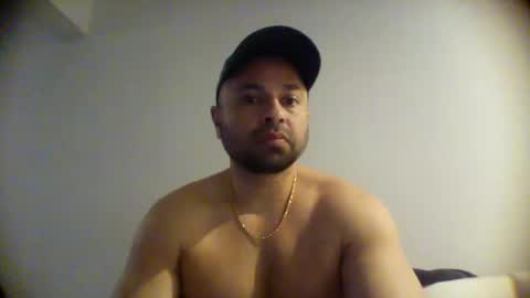 Snapshot of muscle794 chatting on 02-17-26, 09:43 Cool Traveler online show from 02-17-26, 09:43