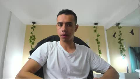 muscle scott online show from 10-23-25, 12:26