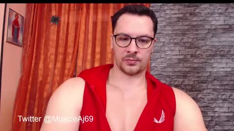Snapshot of muscleaj69 chatting on 12-05-24, 04:44 AJ online show from 12-05-24, 04:44