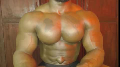 musclegod23 online show from 10-22-25, 12:33
