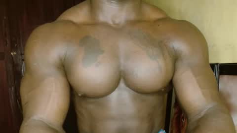 musclegod23 online show from 03-07-26, 12:35