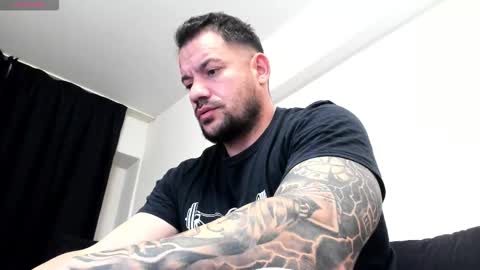 MuscleMonster31 online show from 12-04-25, 10:18