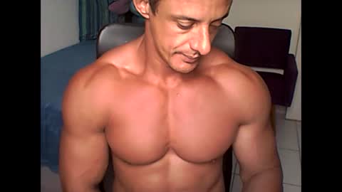 Snapshot of muscleoss chatting on 09-16-25, 07:48 muscleoss online show from 09-16-25, 07:48