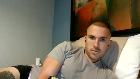 muscleshow00 online show from 12-21-25, 07:59