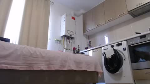 MusclesQueen online show from 03-06-25, 01:14