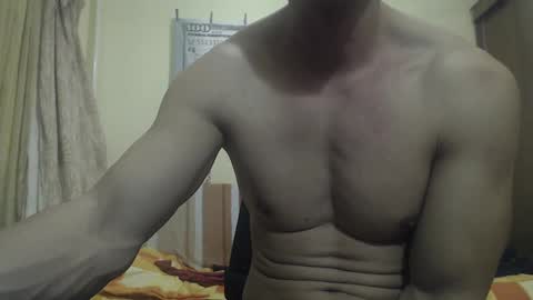 Snapshot of musculargod chatting on 12-04-24, 10:51 SexyMuscled online show from 12-04-24, 10:51