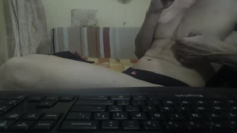 Snapshot of musculargod chatting on 12-13-24, 08:47 SexyMuscled online show from 12-13-24, 08:47