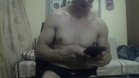 Snapshot of musculargod chatting on 12-20-24, 10:00 SexyMuscled online show from 12-20-24, 10:00