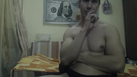 Snapshot of musculargod chatting on 01-03-25, 10:40 SexyMuscled online show from 01-03-25, 10:40