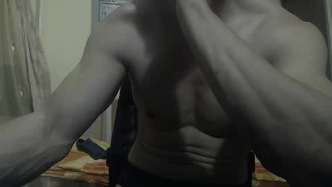 Snapshot of musculargod chatting on 01-08-25, 08:39 SexyMuscled online show from 01-08-25, 08:39