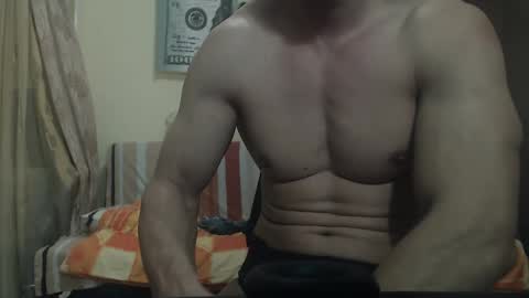 Snapshot of musculargod chatting on 01-25-25, 09:04 SexyMuscled online show from 01-25-25, 09:04