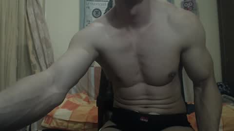 Snapshot of musculargod chatting on 01-27-25, 10:16 SexyMuscled online show from 01-27-25, 10:16