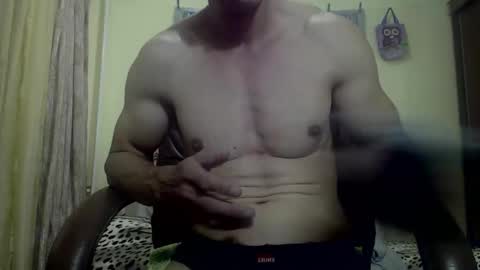 Snapshot of musculargod chatting on 10-12-25, 07:24 SexyMuscled online show from 10-12-25, 07:24