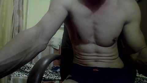 Snapshot of musculargod chatting on 10-14-25, 09:04 SexyMuscled online show from 10-14-25, 09:04
