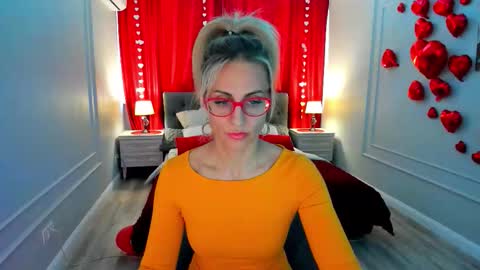 Snapshot of museofstage chatting on 02-12-26, 11:27 Diana online show from 02-12-26, 11:27