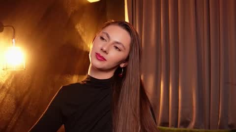 Snapshot of musesolis chatting on 02-16-25, 02:09 MuseSolis online show from 02-16-25, 02:09