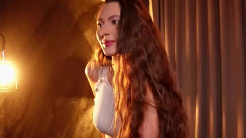 Snapshot of musesolis chatting on 02-19-25, 04:12 MuseSolis online show from 02-19-25, 04:12