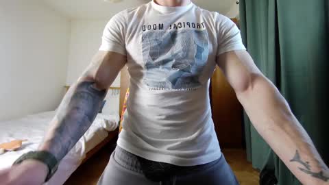 musle joker online show from 04-06-26, 01:12