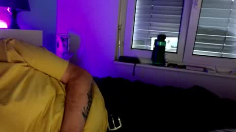 Mutin online show from 01-19-25, 02:59