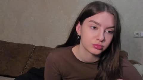 Snapshot of muuur_fam1 chatting on 11-26-25, 06:42 HEY online show from 11-26-25, 06:42