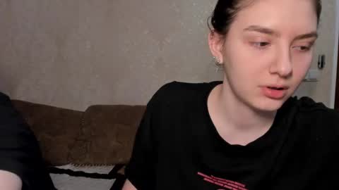 Snapshot of muuur_love chatting on 02-18-26, 07:54 cute couple online show from 02-18-26, 07:54