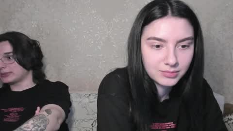 cute couple online show from 04-06-26, 08:10