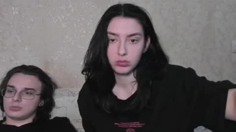 cute couple online show from 04-16-26, 09:39