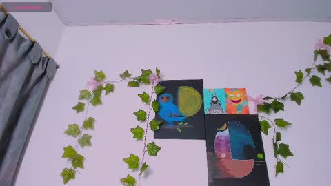 Snapshot of mxsshoney chatting on 10-06-25, 09:18 Sara IG online show from 10-06-25, 09:18