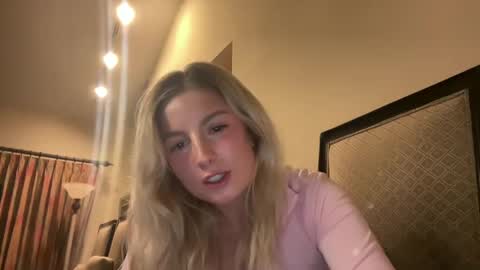 Erotic Desires  online show from 01-24-25, 06:35