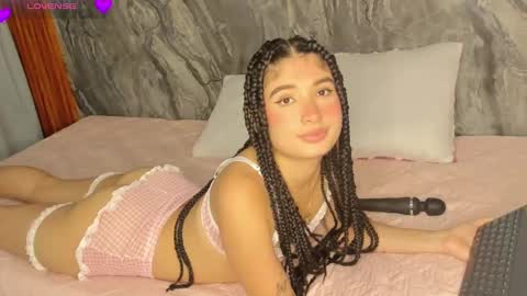Snapshot of my_lia_ chatting on 10-25-25, 12:40 LIA online show from 10-25-25, 12:40