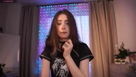 Molly online show from 12-18-25, 12:11