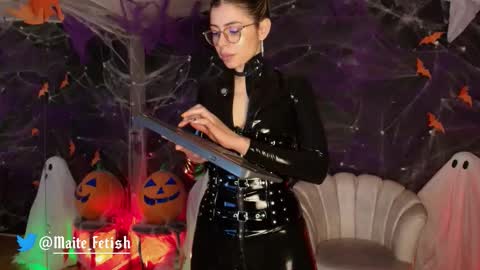 Maite online show from 10-26-25, 11:05