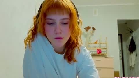  PARIS   online show from 12-18-25, 01:06