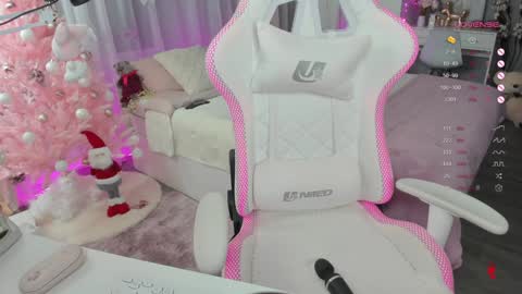 Snapshot of my_polina chatting on 12-30-24, 09:40 Poli online show from 12-30-24, 09:40