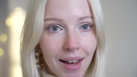 STELLA  Im here today online show from 12-12-24, 03:37