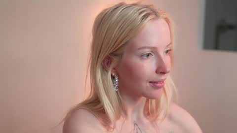 STELLA  Im here today online show from 12-15-24, 08:15