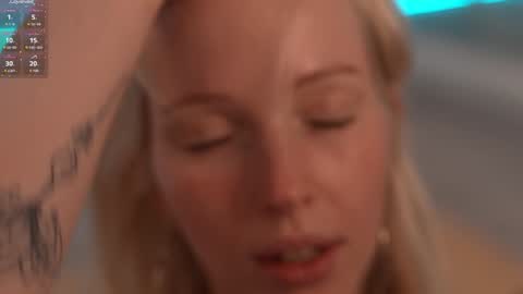 STELLA  Im here today online show from 12-23-24, 07:09