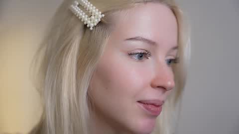 STELLA  Im here today online show from 01-17-25, 06:02