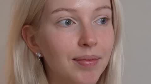 STELLA  Im here today online show from 02-09-25, 03:01