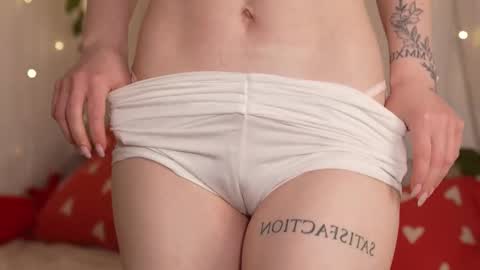 STELLA online show from 11-30-25, 05:39