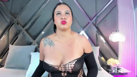 Snapshot of mya_evans chatting on 01-16-26, 11:36 Mariana Evans online show from 01-16-26, 11:36