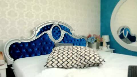 Snapshot of myabloom chatting on 02-14-25, 12:36 Mya online show from 02-14-25, 12:36